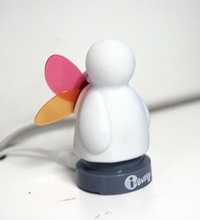 Figur som kan lysa, närvarokontroll med ansiktsigenkänning.