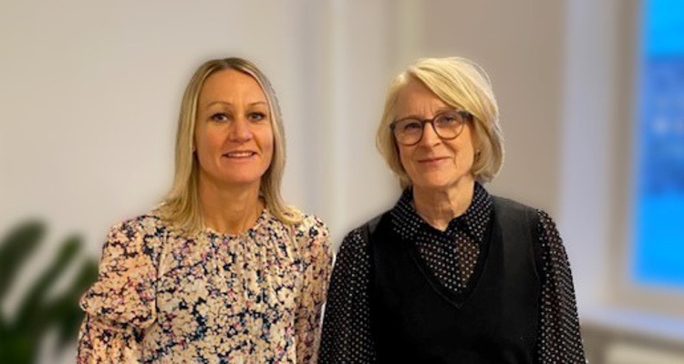 Lotta Lövdahl och Annika Andersson arbetar med Chefoskopet i Göteborgs stad