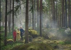 Prehabguiden. Tre personer i en skog