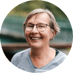 Raija Hållinggård, stödassistent och hygienombud på Holmens dagliga verksamhet.