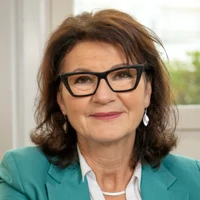 Sevleta Hrustic, chefernas skyddsombud på Språkcentrum.