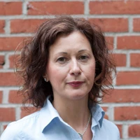 Porträtt Emina Hadzibajramovic.