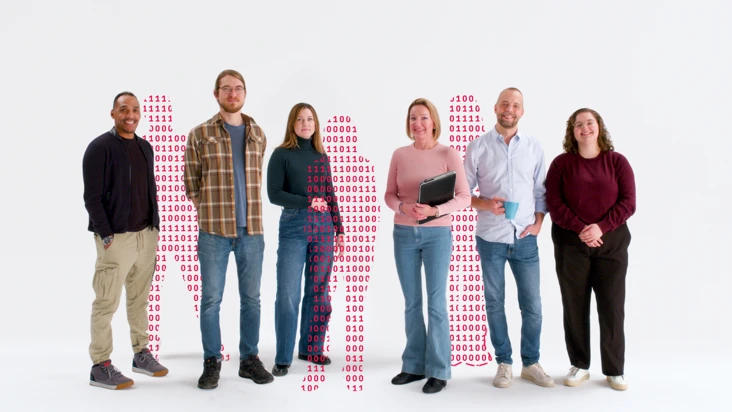 En grupp människor med sina AI-kollegor.