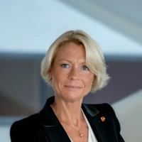 Porträttbild Anna Cregård.