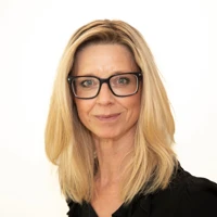 Porträttbild Tina Forsberg.