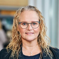 Ansiktsporträtt Hillevi Hemphälä.