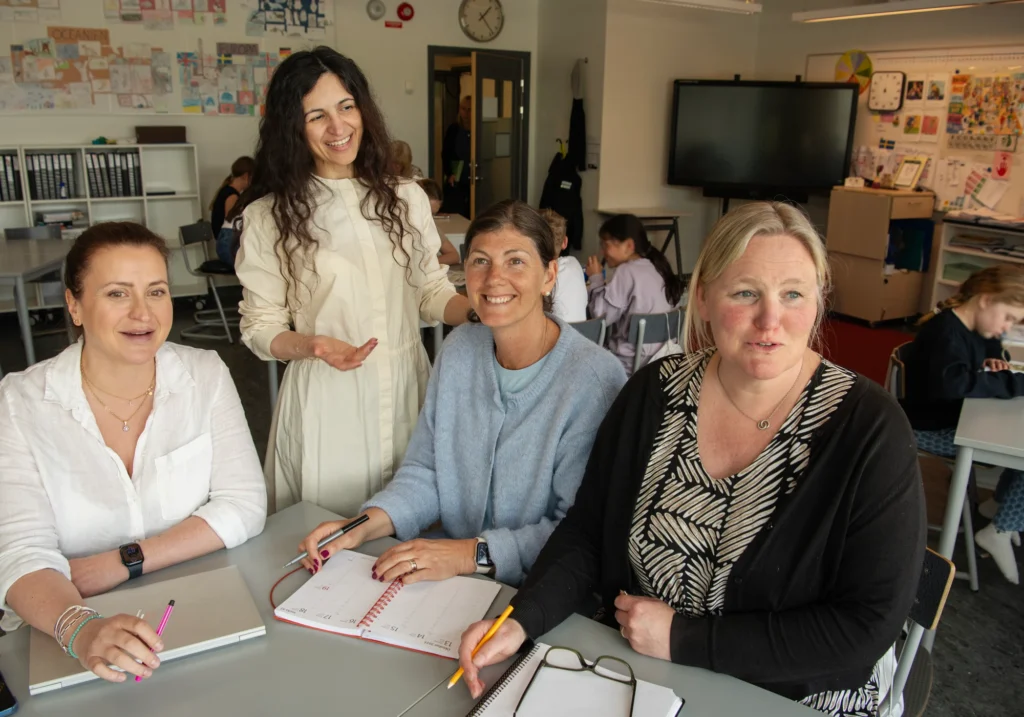 Rektor och medarbetare i Hultskolan.